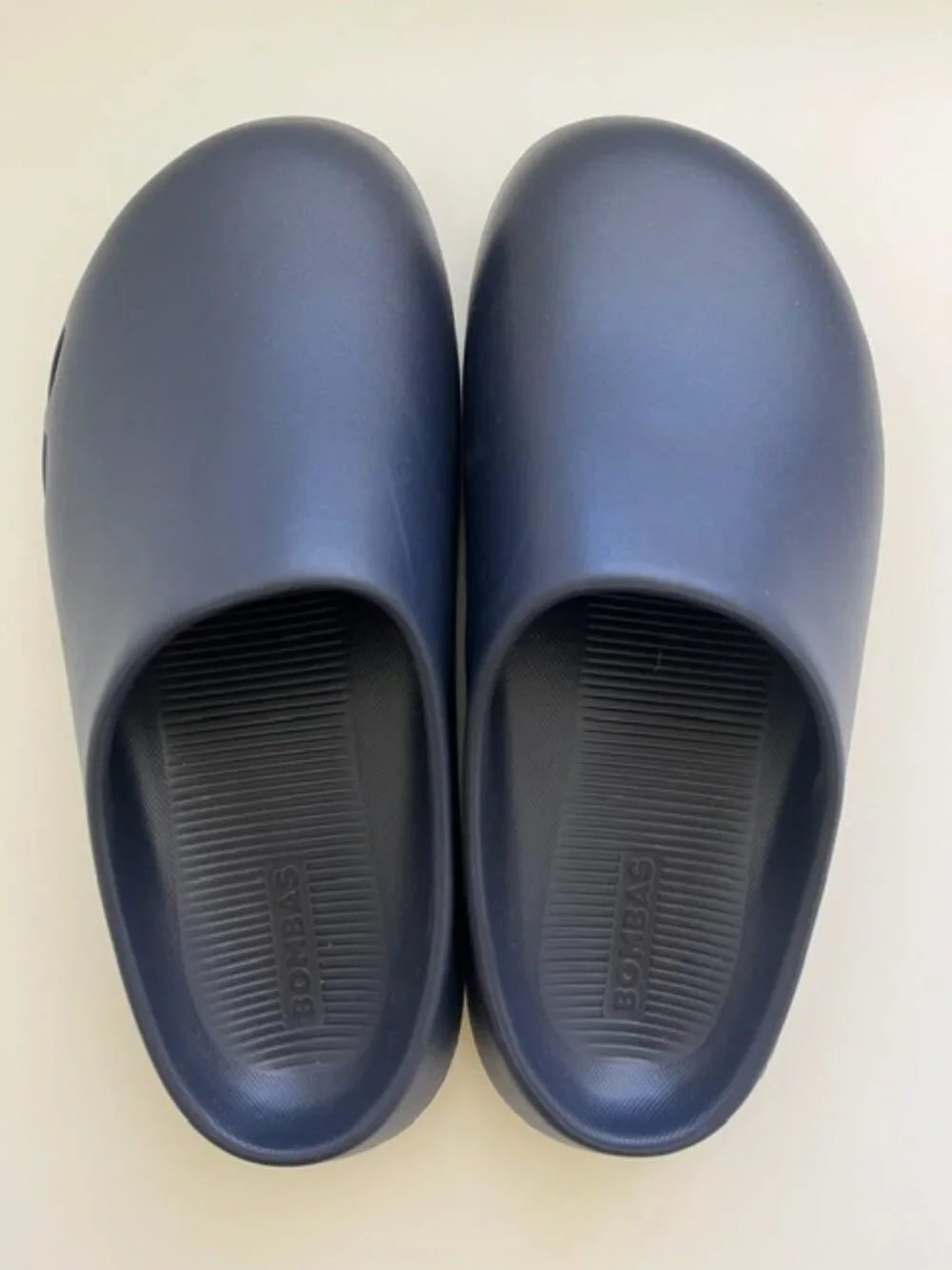 New! Bombas Friday Clogs in Deep End | Size Men's 7